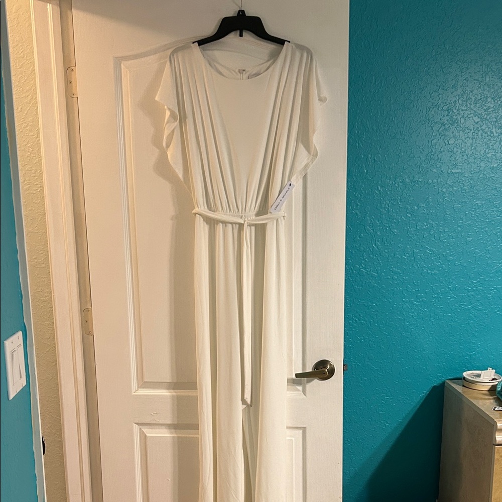 Elegant White jumpsuit